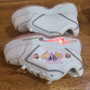 New Disney Princess light up lovely sneakers. Size 7. in Perfect Condition.